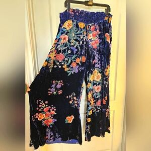 Johnny Was Floral Velvet Pants, size XL, NWT